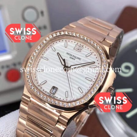 Patek Philippe Nautilus Rose Gold 7118/1200R 001 35MM High Resolution View